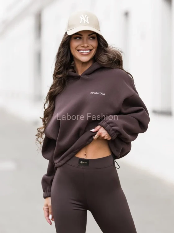 bluza-z-kapturem-czekoladowa-bugdalova.webp
