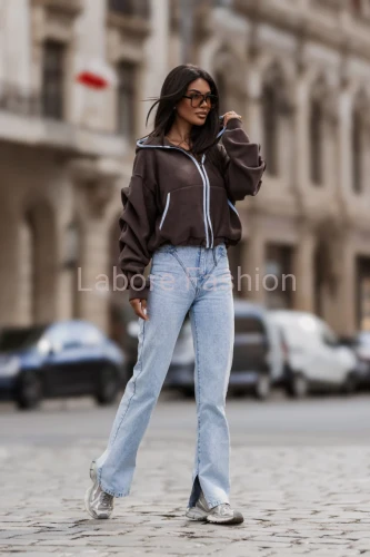 1baef649454006e2a247ff8b850ce615.webp